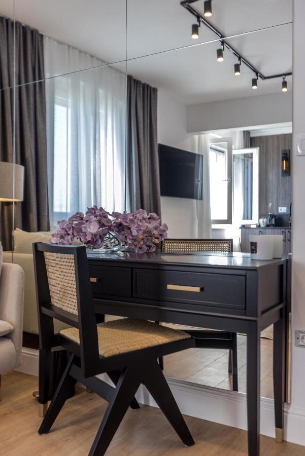 Palazzo Romano Suite 2 สปลิท ภายนอก รูปภาพ
